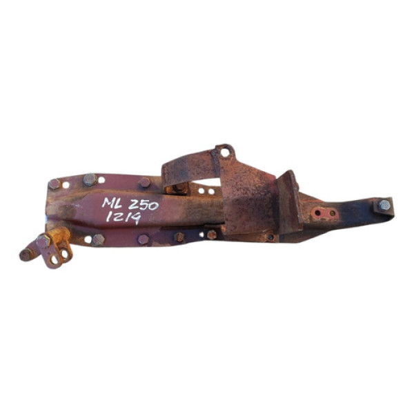 Suporte Do Estribo Le Original M. Benz 1214  E3480