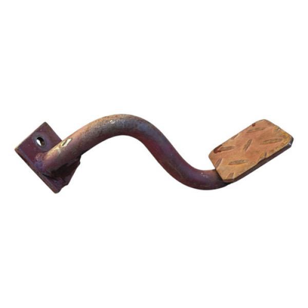 Suporte Estribo Escada Cabine Ld M. Benz 1214  Bicuda Vermelho
